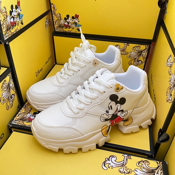 Disney X Aldo Jogger Sneaker Mickey and Minnie D100ztrainer New in box - Picture 3 of 10